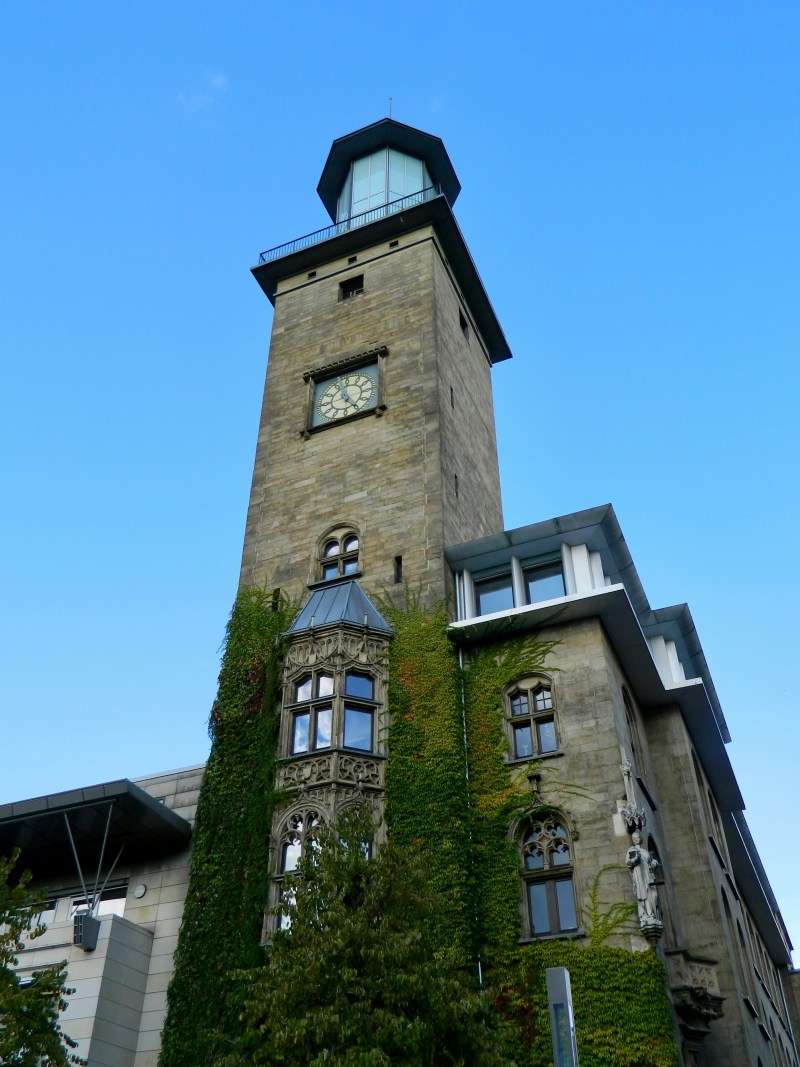 Außenansicht vom Rathausturm in Hagen