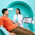 [CRO] 3D Scan - View - Man - Orange T-shirt - Woman - Dentist - Clinic - Medical - Background - Desktop