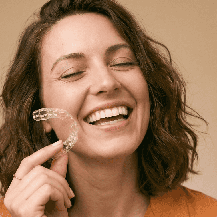 Für Dein strahlendes Lächeln: Was ist in der DR SMILE X Impress Box?